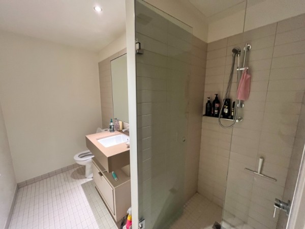 Bath.jpg