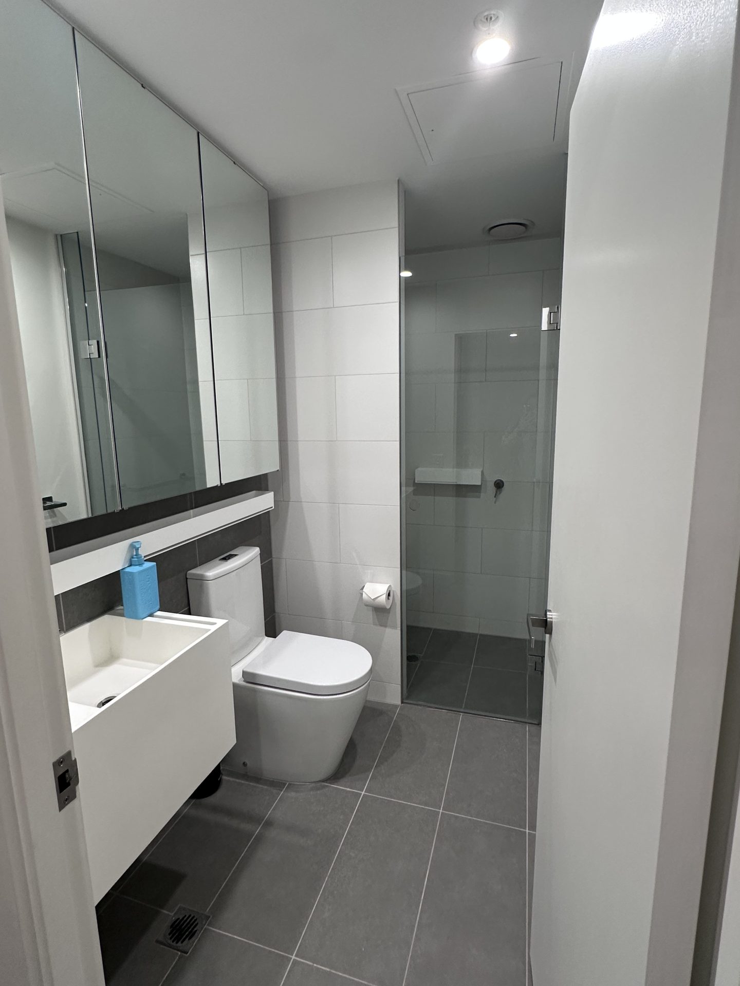 2407:8 Pearl River Rd, Dockland,VIC3006_06.jpeg